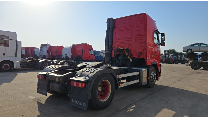 Volvo FH 420 (CLEAN TRUCK / GOOD CONDITION / CHASSIS GOOD) - Tractor unit: picture 5 Volvo FH 420 (CLEAN TRUCK / GOOD CONDITION / CHASSIS GOOD) - Tractor unit: picture 5