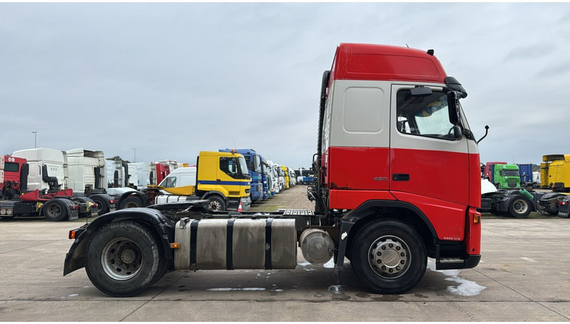 Volvo FH 420 (PERFECT CONDITION) - Tractor unit: picture 4 Volvo FH 420 (PERFECT CONDITION) - Tractor unit: picture 4