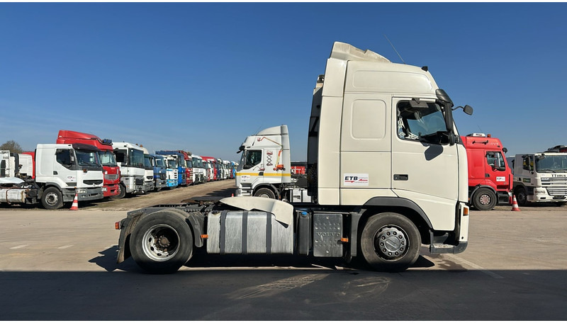 Volvo FH 440 (GOOD CONDITION / BONNE ETAT) - Tractor unit: picture 4 Volvo FH 440 (GOOD CONDITION / BONNE ETAT) - Tractor unit: picture 4