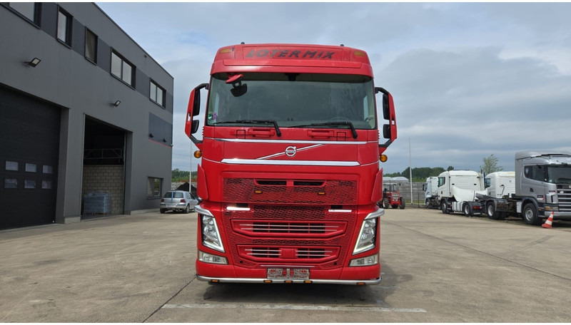 Volvo FH 500 (2 TANKS / VERY CLEAN CONDITION / AIRCO / EURO 6 / FULL SPOILERS) - Tractor unit: picture 2 Volvo FH 500 (2 TANKS / VERY CLEAN CONDITION / AIRCO / EURO 6 / FULL SPOILERS) - Tractor unit: picture 2