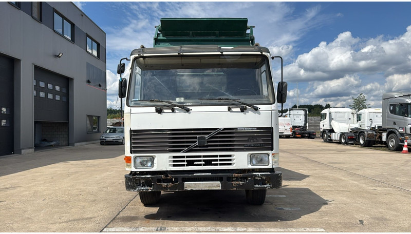 Volvo FL 10 - 280 (LAMES / POMPE MANUELLE / MANUAL PUMP / 6X4 / STEEL SUSP.) - Tipper: picture 5 Volvo FL 10 - 280 (LAMES / POMPE MANUELLE / MANUAL PUMP / 6X4 / STEEL SUSP.) - Tipper: picture 5