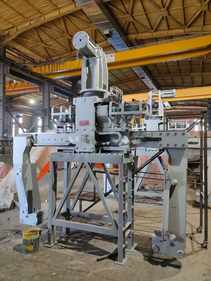 Galen Coil Tong - Attachment for Construction machinery: picture 2 Galen Coil Tong - Attachment for Construction machinery: picture 2