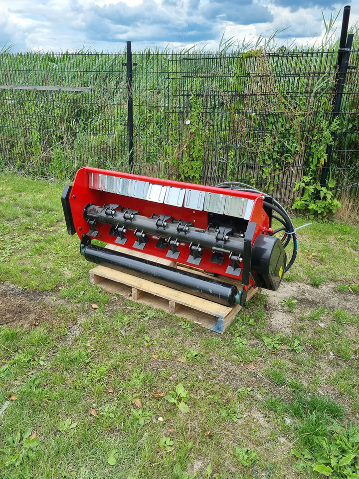 Klepelmaaier - Flail mower: picture 2 Klepelmaaier - Flail mower: picture 2