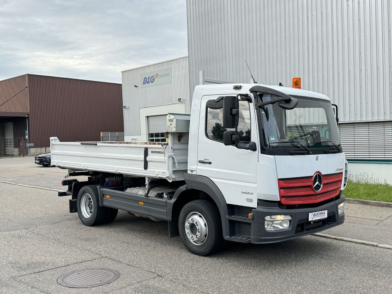 Mercedes-Benz Atego 1223 K Dreiseitenkipper 2xAHK 3-Sitze E6 - Tipper: picture 4 Mercedes-Benz Atego 1223 K Dreiseitenkipper 2xAHK 3-Sitze E6 - Tipper: picture 4