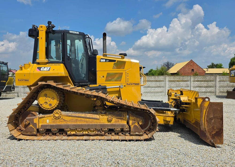 Caterpillar Caterpillar D6N LGP, 2017 ROK, PODWOZIE 80% DOBRE - Bulldozer: picture 3 Caterpillar Caterpillar D6N LGP, 2017 ROK, PODWOZIE 80% DOBRE - Bulldozer: picture 3