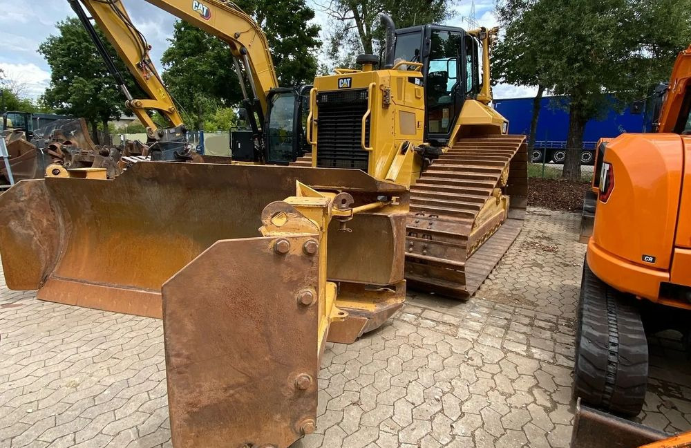 Caterpillar D6N LGP, 2019 ROK, 2100 MTH, ZRYWAK - Bulldozer: picture 1 Caterpillar D6N LGP, 2019 ROK, 2100 MTH, ZRYWAK - Bulldozer: picture 1