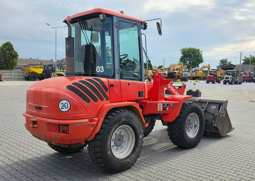 Volvo L30B ZX, 2008 ROK, 6600 MTH, ŁYŻKA OTWIERANA + WIDŁY - Wheel loader: picture 4 Volvo L30B ZX, 2008 ROK, 6600 MTH, ŁYŻKA OTWIERANA + WIDŁY - Wheel loader: picture 4