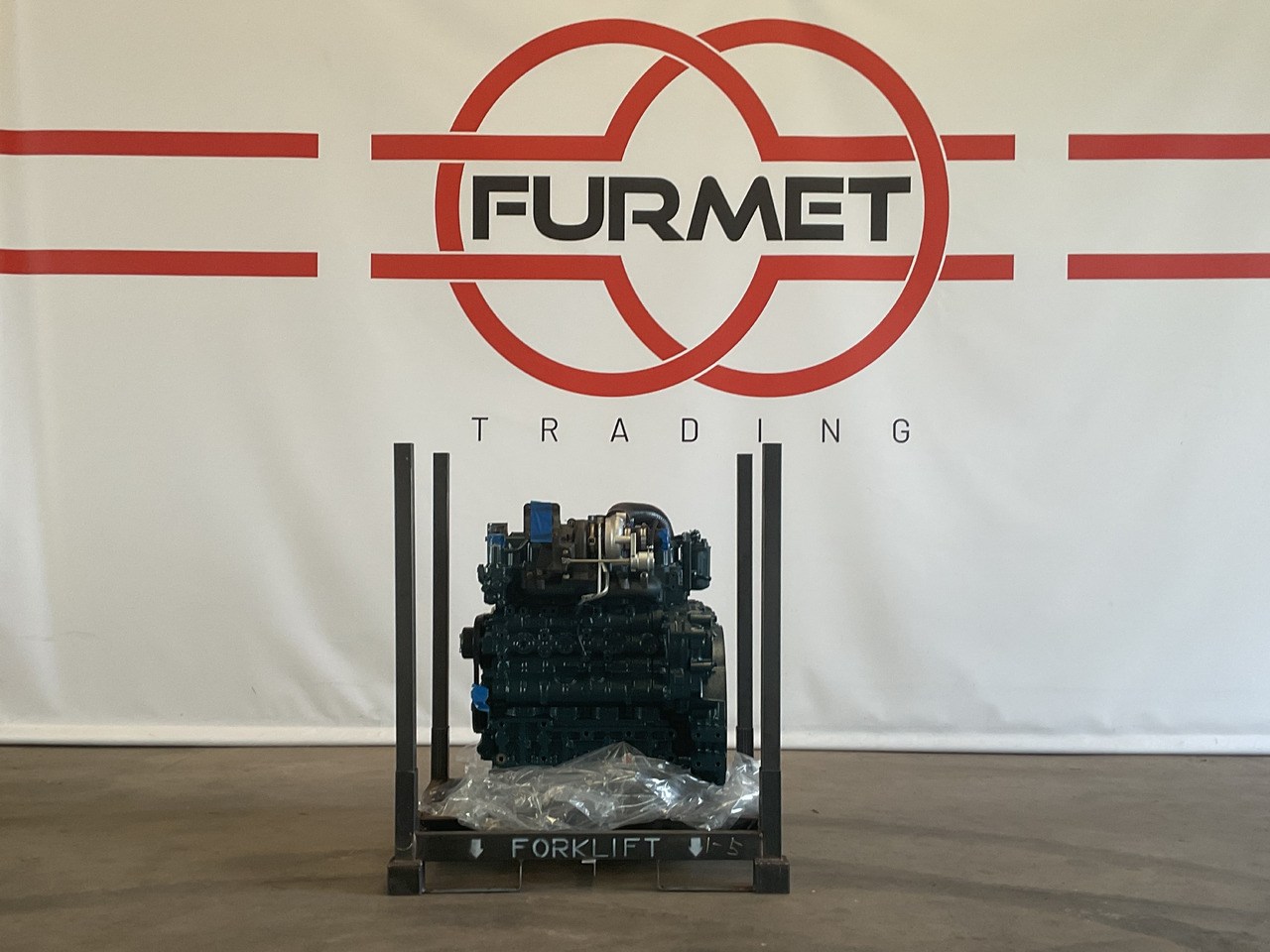 Kubota V3307 Di-T - Engine: picture 2 Kubota V3307 Di-T - Engine: picture 2
