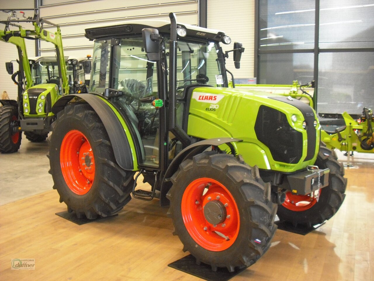 CLAAS Elios 210 - Farm tractor: picture 1 CLAAS Elios 210 - Farm tractor: picture 1