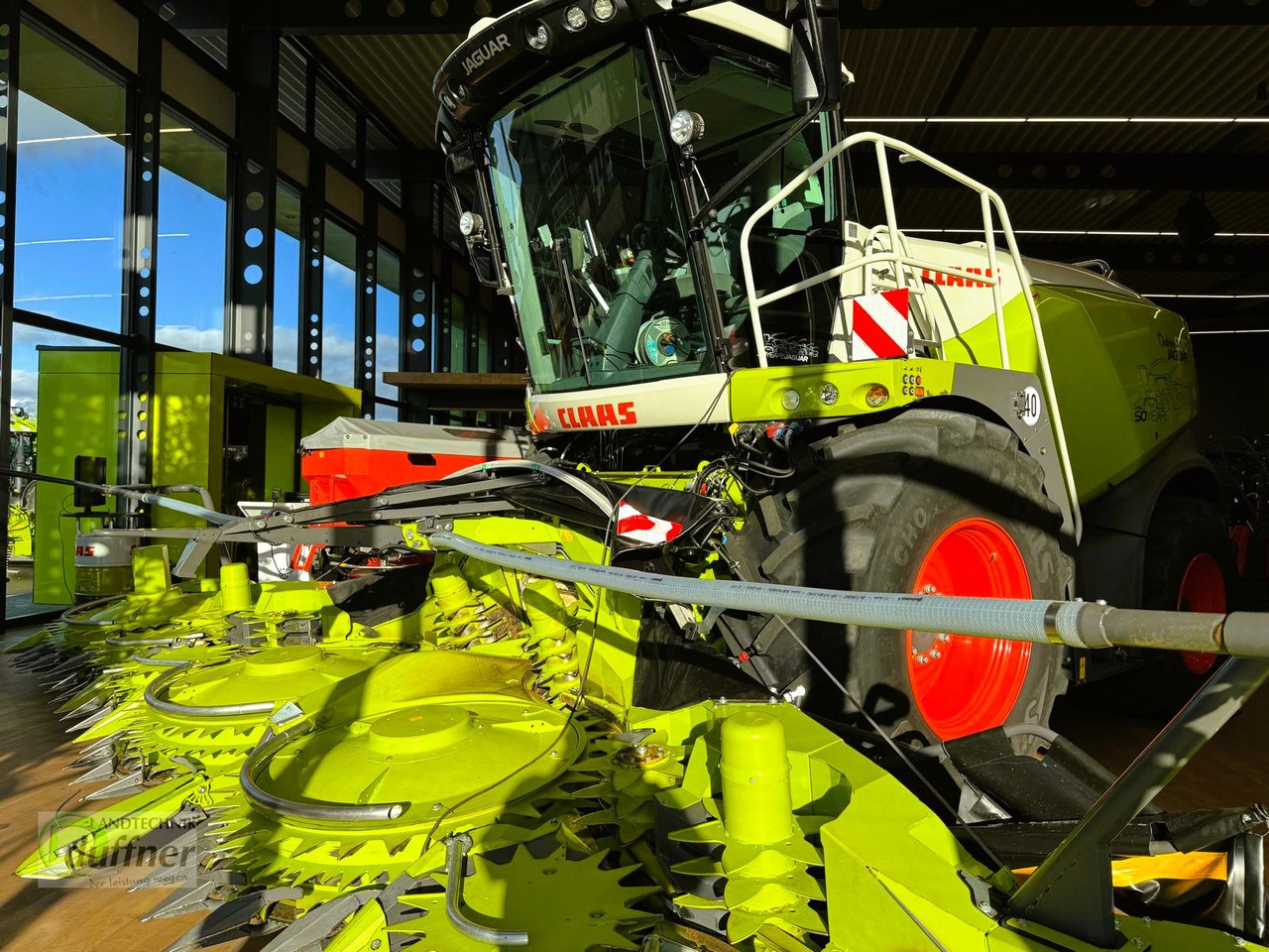 CLAAS Jaguar 970 - Forage harvester: picture 2 CLAAS Jaguar 970 - Forage harvester: picture 2
