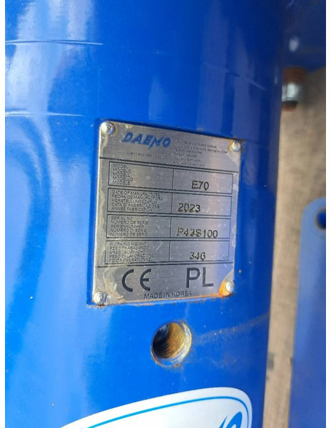 Daemo E70 Eureka Hammer/ Breaker CW10 - Hydraulic hammer for Construction machinery: picture 5 Daemo E70 Eureka Hammer/ Breaker CW10 - Hydraulic hammer for Construction machinery: picture 5