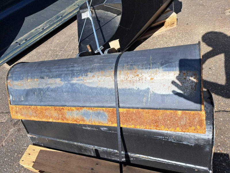 Eurosteel excavator bucket 120 cm 123ltr, CW - Bucket for Construction machinery: picture 1 Eurosteel excavator bucket 120 cm 123ltr, CW - Bucket for Construction machinery: picture 1