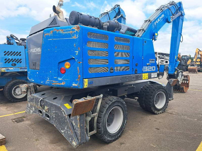 Fuchs MHL320F + Grapple - Waste/ Industry handler: picture 5 Fuchs MHL320F + Grapple - Waste/ Industry handler: picture 5