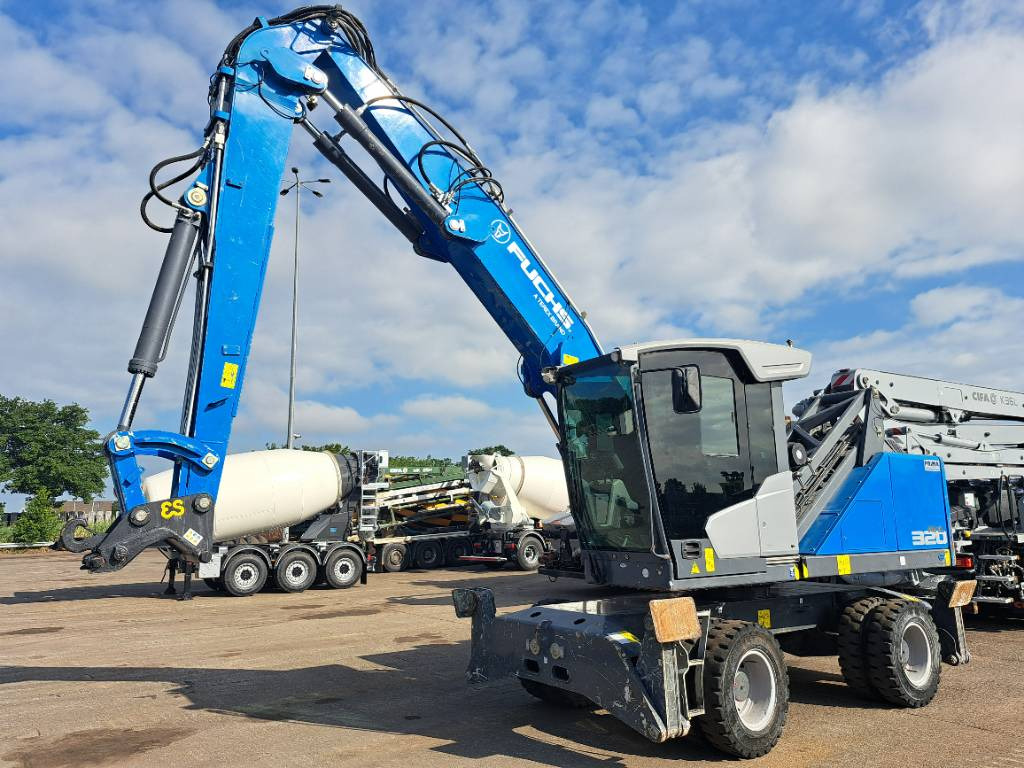 Fuchs MHL320F - Waste/ Industry handler: picture 4 Fuchs MHL320F - Waste/ Industry handler: picture 4