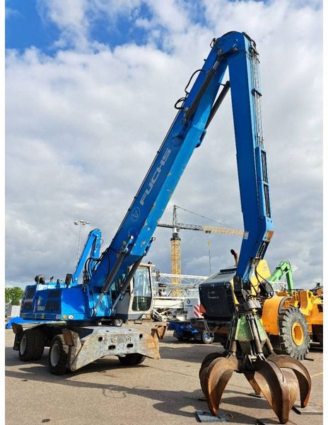 Fuchs MHL350E + Polyp - Waste/ Industry handler: picture 3 Fuchs MHL350E + Polyp - Waste/ Industry handler: picture 3