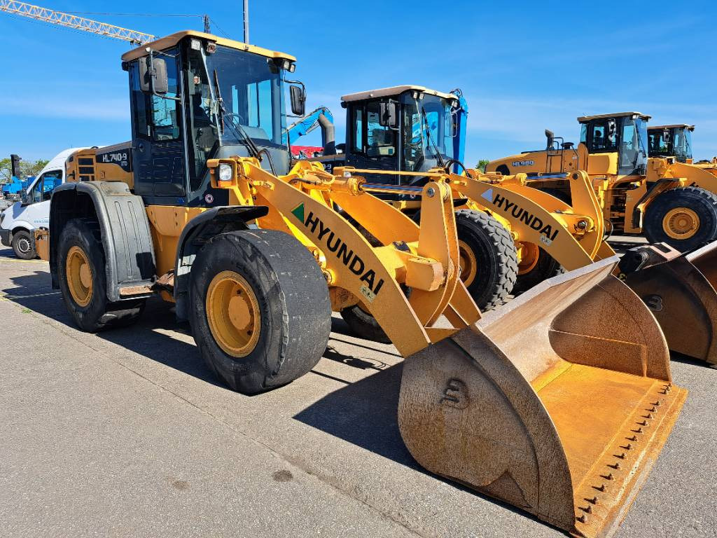 Hyundai HL740-9 XTD, HL740XTD-9 - Wheel loader: picture 1 Hyundai HL740-9 XTD, HL740XTD-9 - Wheel loader: picture 1