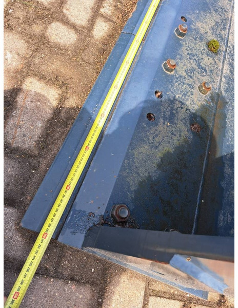 Hyundai HL980 - Bucket for Construction machinery: picture 3 Hyundai HL980 - Bucket for Construction machinery: picture 3