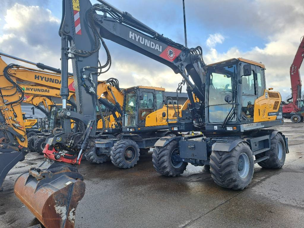 Hyundai HW140A - Wheel excavator: picture 1 Hyundai HW140A - Wheel excavator: picture 1