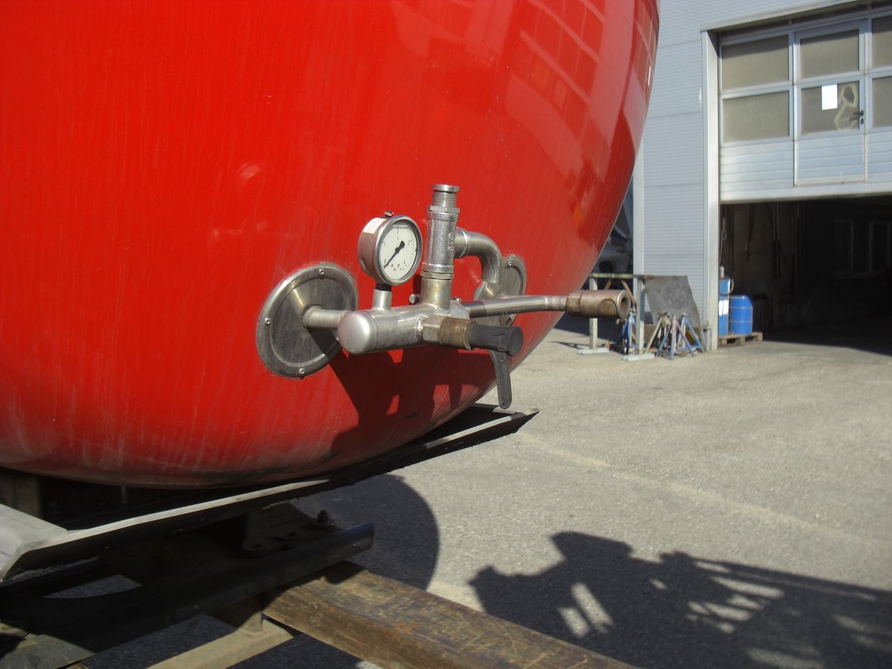 Magyar S34BD1 / 4 KAMMER / DRUCK / Heizbar - Tank semi-trailer: picture 3 Magyar S34BD1 / 4 KAMMER / DRUCK / Heizbar - Tank semi-trailer: picture 3