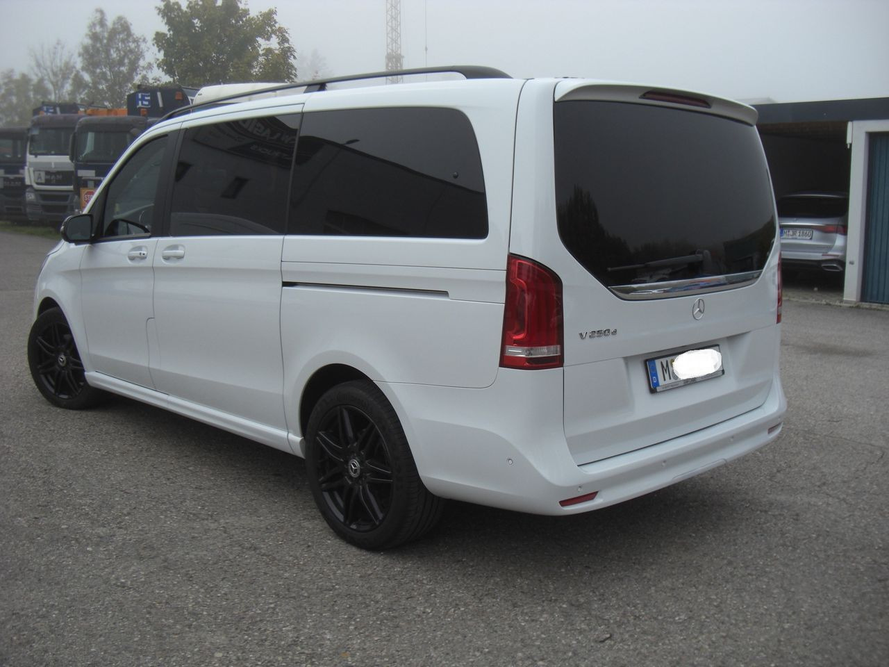 Mercedes-Benz V 250 LANG - Combi van: picture 4 Mercedes-Benz V 250 LANG - Combi van: picture 4