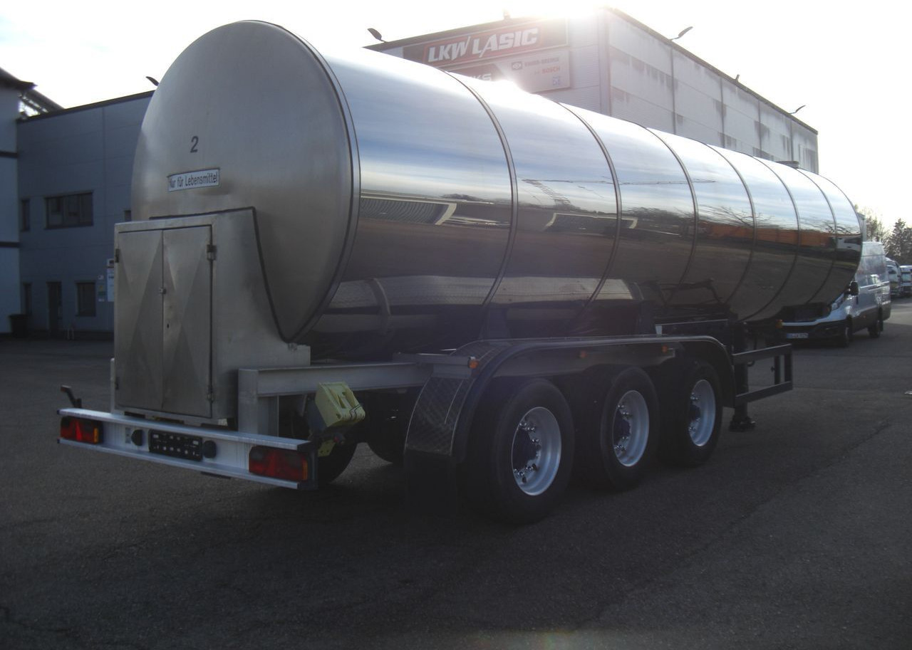 Wangen/Magyar SRP3MEB /BIERTANK Wangen/Magyar SRP3MEB /BIERTANK - Tank semi-trailer: picture 3 Wangen/Magyar SRP3MEB /BIERTANK Wangen/Magyar SRP3MEB /BIERTANK - Tank semi-trailer: picture 3