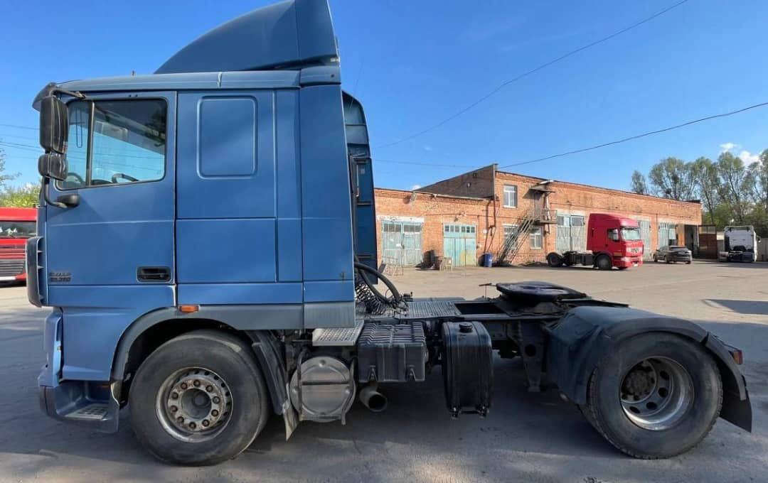 DAF XF 95.430 Tractor unit - Tractor unit: picture 3 DAF XF 95.430 Tractor unit - Tractor unit: picture 3