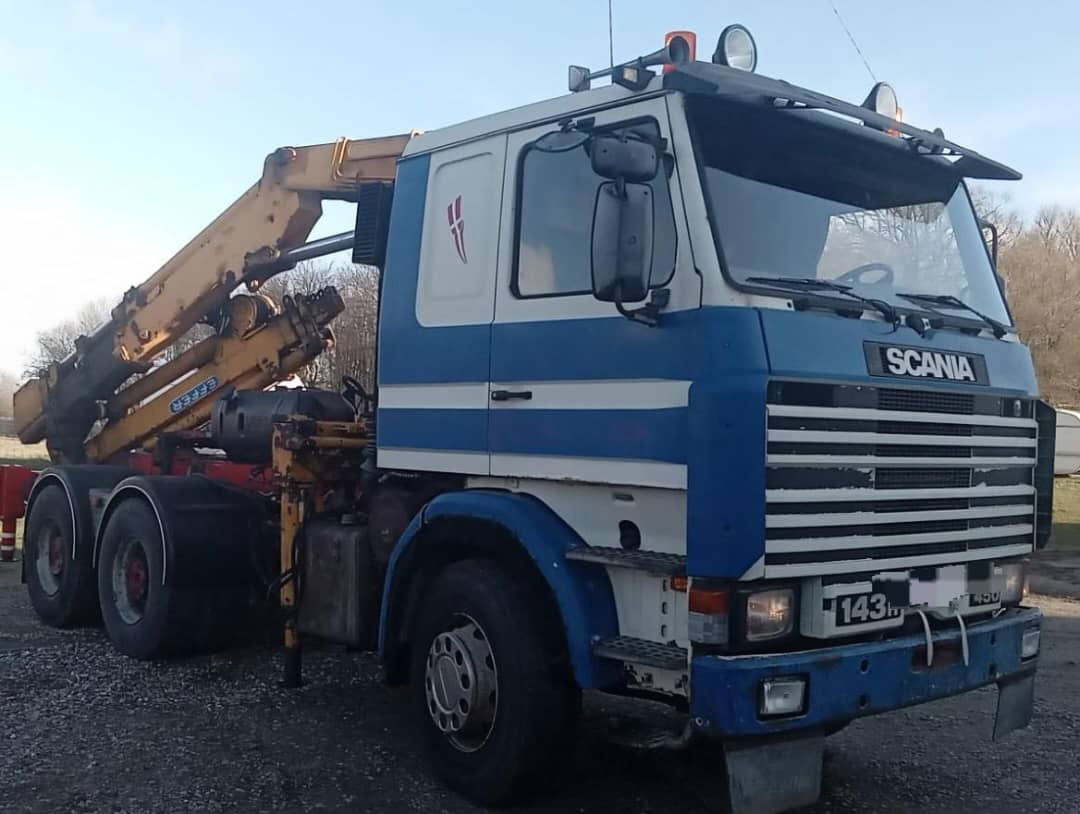 Scania R143-450 V8 Tractor unit with crane - Tractor unit: picture 3 Scania R143-450 V8 Tractor unit with crane - Tractor unit: picture 3