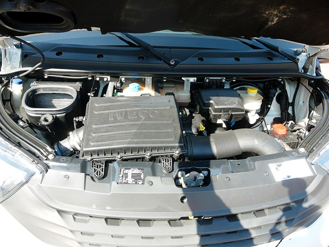 Refrigerated van Iveco 35C14 DAILY KUHLKOFFER CARRIER XARIOS 350 -20C: picture 16