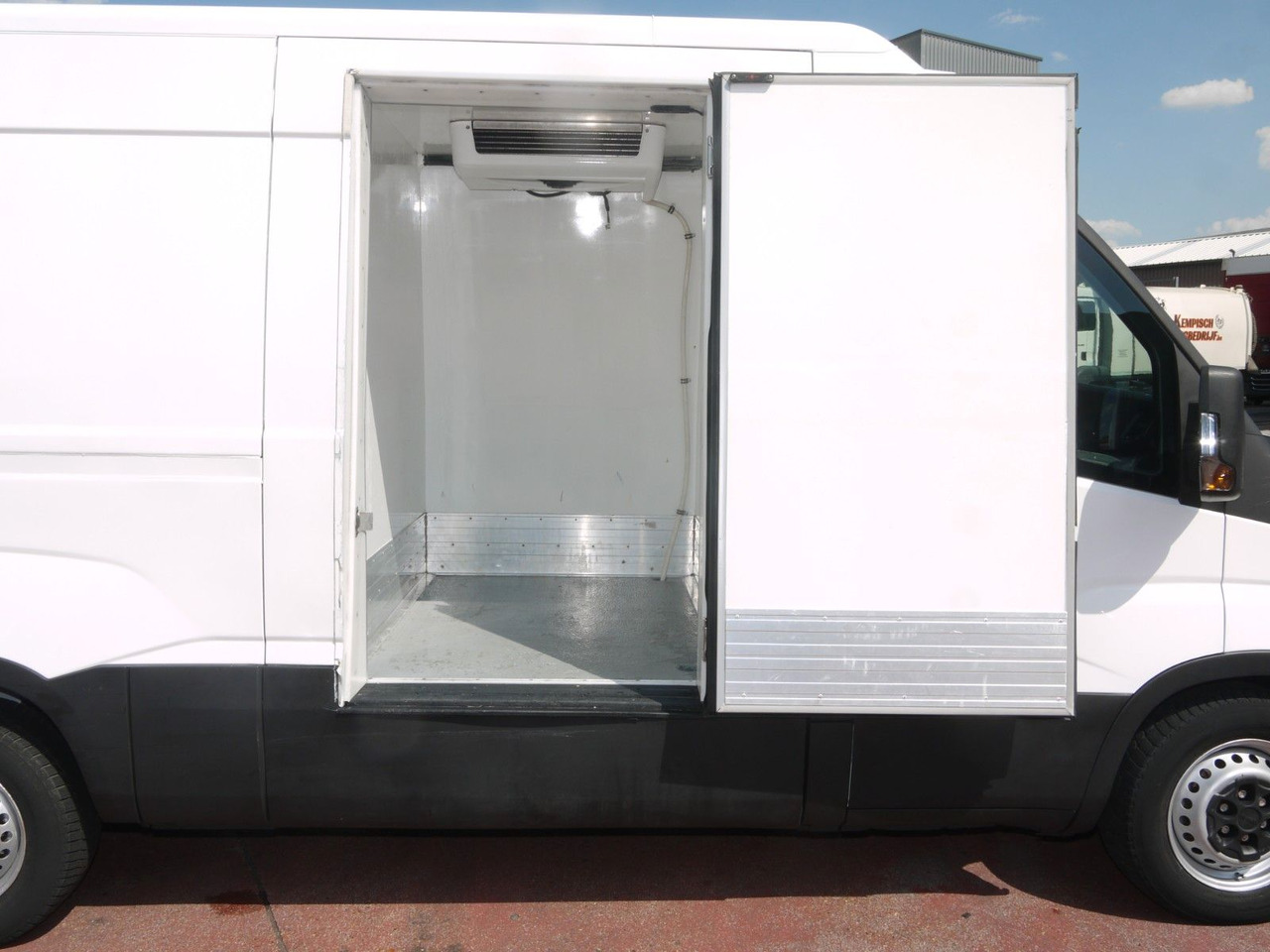 Refrigerated van Iveco 35S13 DAILY KUHLKASTENWAGEN THERMOKING V300 MULT: picture 11