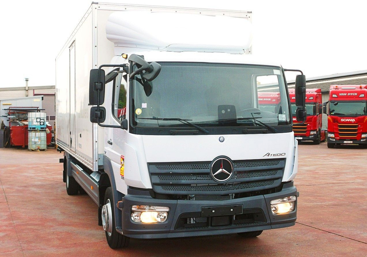Mercedes-Benz 1218 ATEGO MEUBEL KOFFER A/C 124 Tkm - Box van: picture 1 Mercedes-Benz 1218 ATEGO MEUBEL KOFFER A/C 124 Tkm - Box van: picture 1