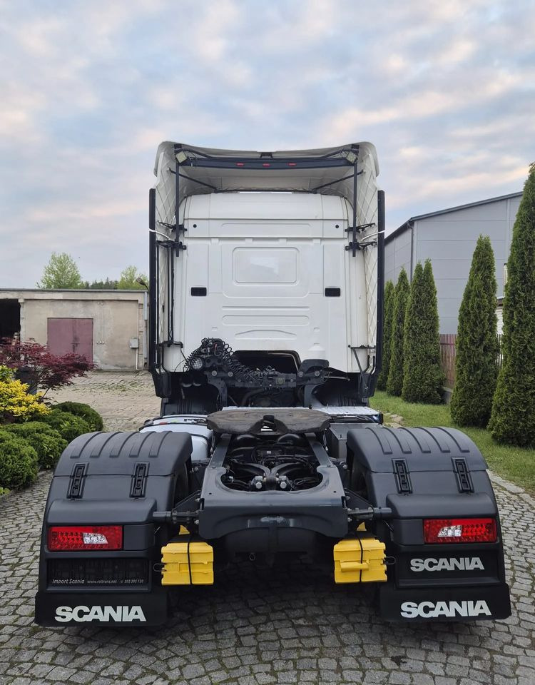 Scania R450 - Tractor unit: picture 5 Scania R450 - Tractor unit: picture 5