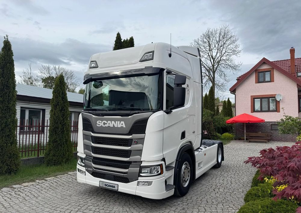 Scania R450 - Tractor unit: picture 1 Scania R450 - Tractor unit: picture 1