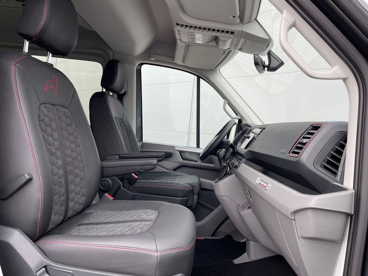 Minibus, Passenger van MAN TGE 3.180 Kombi L3H2 INDIVIDUAL S LED ACC NAV: picture 11
