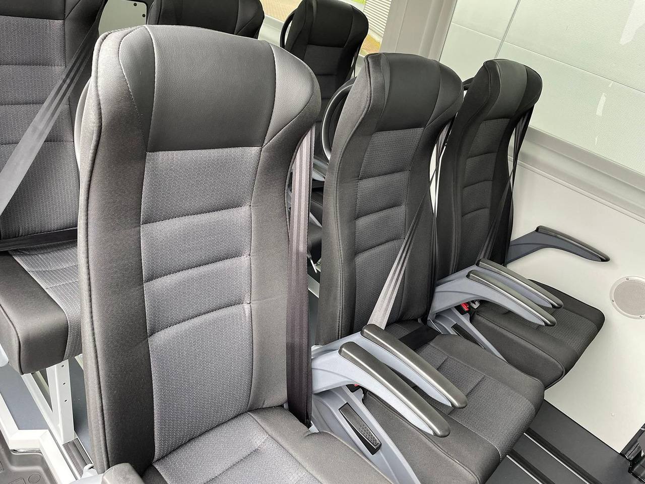 Minibus, Passenger van MAN TGE 3.180 Kombi L3H2 INDIVIDUAL S LED ACC NAV: picture 24