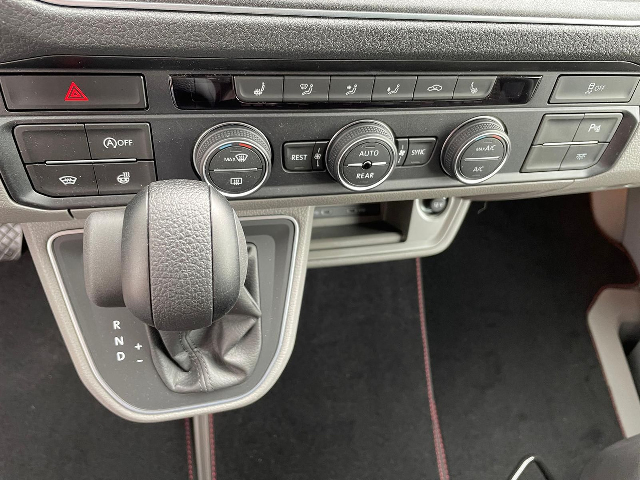 Minibus, Passenger van MAN TGE 3.180 Kombi L3H2 INDIVIDUAL S LED ACC NAV: picture 28