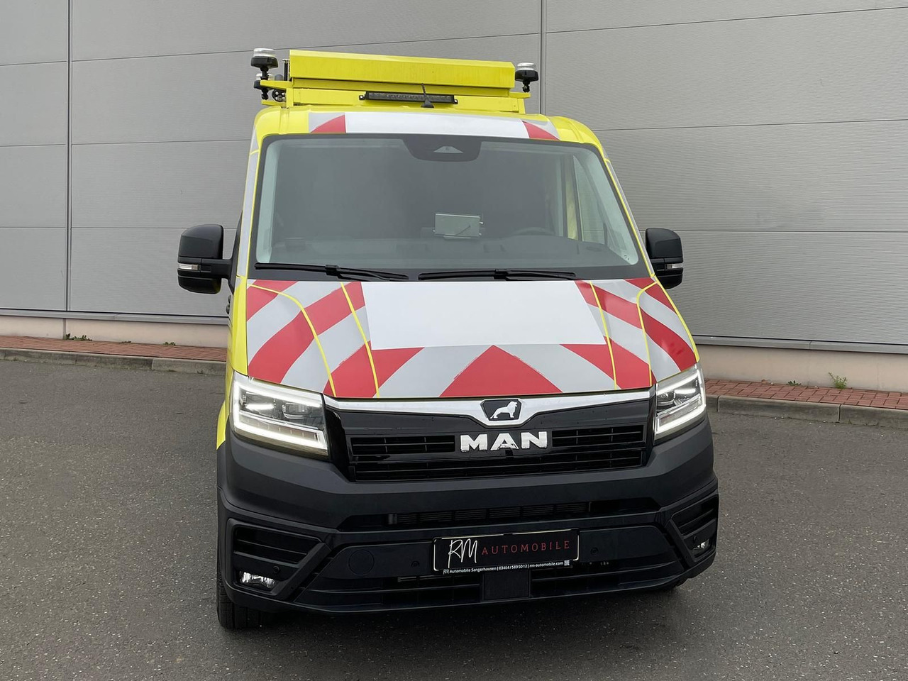 MAN TGE 3.180 L3H2 BF4 BEGLEITFAHRZEUG STANDHZ ACC - Panel van: picture 4 MAN TGE 3.180 L3H2 BF4 BEGLEITFAHRZEUG STANDHZ ACC - Panel van: picture 4