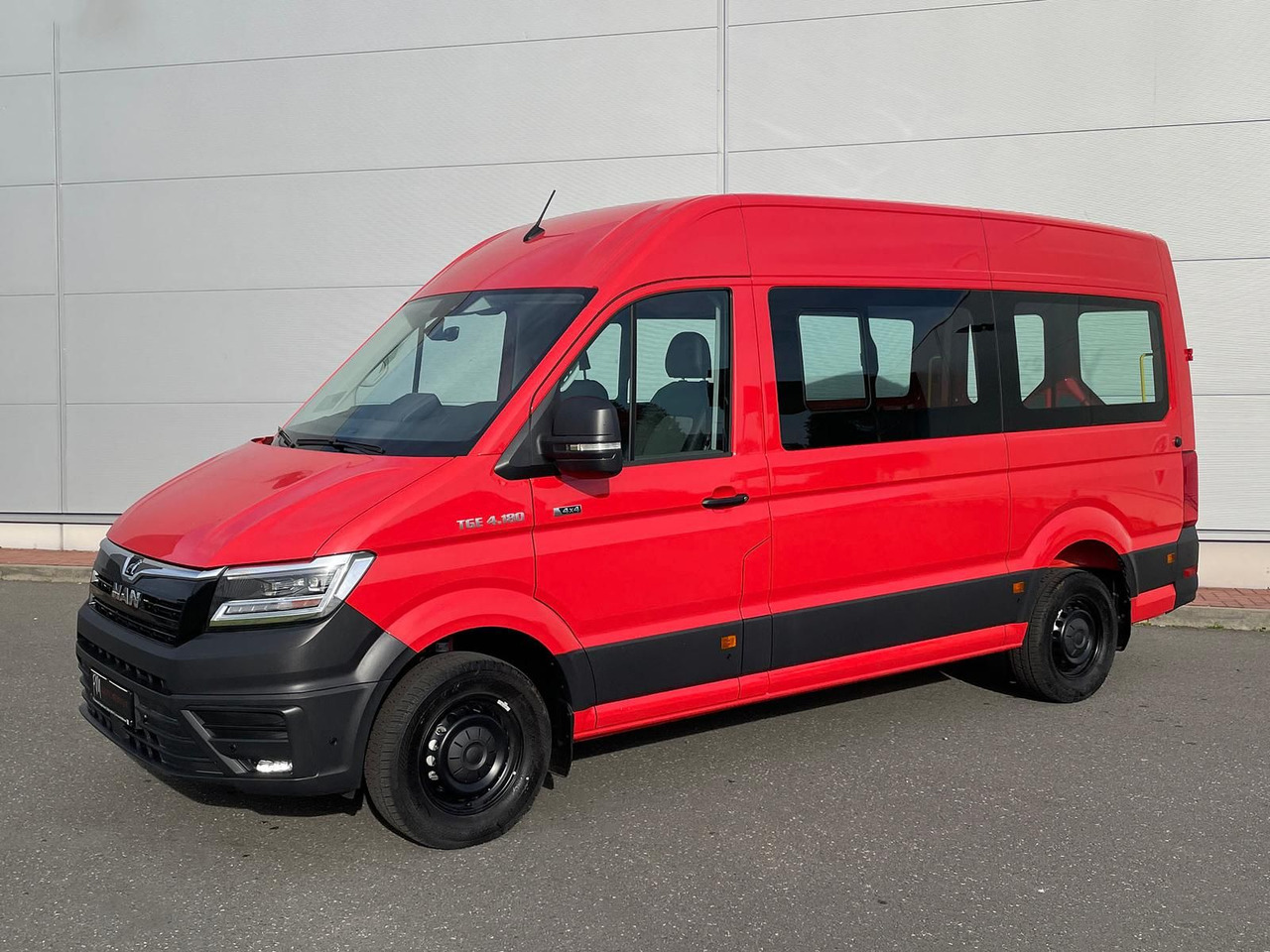 MAN TGE 3.180 L3H3 4x4 FEUERWEHR LED TEMPOMAT - Car: picture 1 MAN TGE 3.180 L3H3 4x4 FEUERWEHR LED TEMPOMAT - Car: picture 1