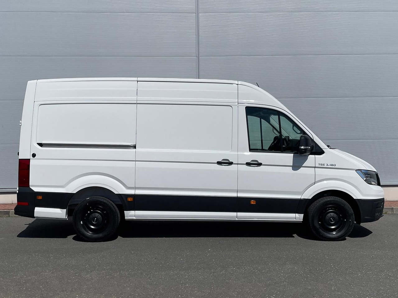 MAN TGE 3.180 L3H3 Kasten STANDHZ ACC NAVI KAMERA - Car: picture 5 MAN TGE 3.180 L3H3 Kasten STANDHZ ACC NAVI KAMERA - Car: picture 5