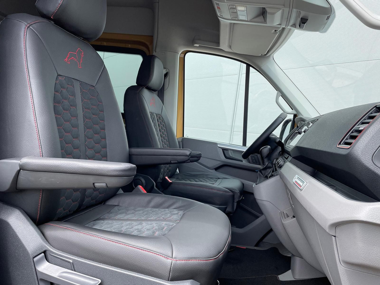 New Panel van, Combi van MAN TGE 3.180 L3H3 MIXTO Individual Lion S ACC LED: picture 20 New Panel van, Combi van MAN TGE 3.180 L3H3 MIXTO Individual Lion S ACC LED: picture 20