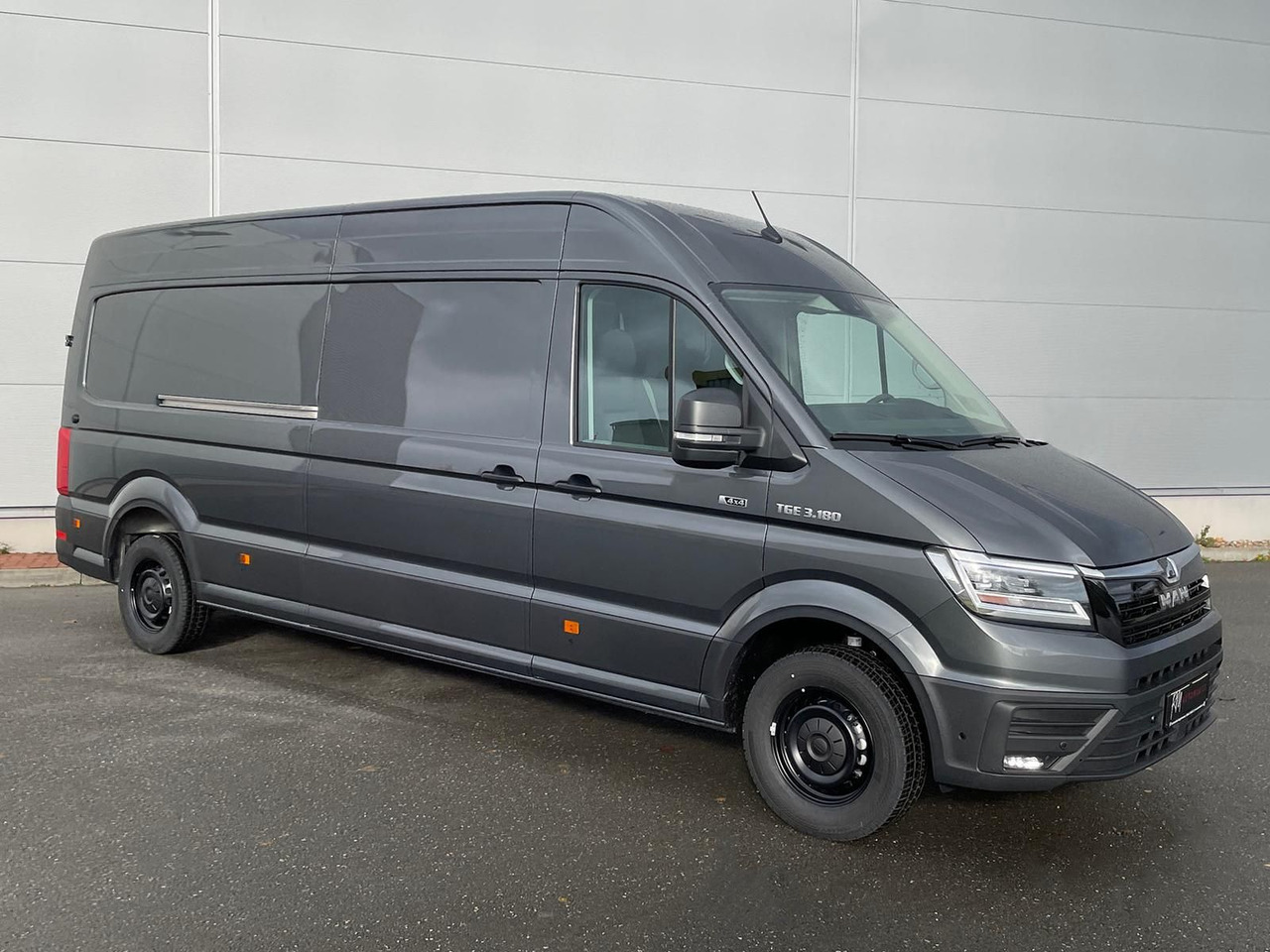 MAN TGE 3.180 L4H3 Kasten 4x4 DIFF AHK ACC STANDHZ - Panel van: picture 2 MAN TGE 3.180 L4H3 Kasten 4x4 DIFF AHK ACC STANDHZ - Panel van: picture 2