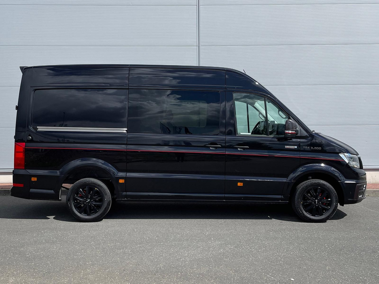 MAN TGE 3.200 L3H3 MIXTO 4x4 Individual S ACC STHZ - Panel van, Combi van: picture 3 MAN TGE 3.200 L3H3 MIXTO 4x4 Individual S ACC STHZ - Panel van, Combi van: picture 3