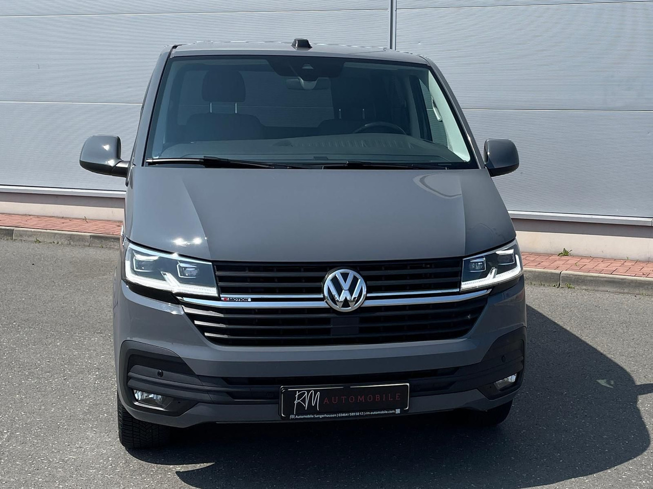 Volkswagen T6.1 Transporter lang 4M LED BEAR LOCK KAM DAB - Passenger van: picture 3 Volkswagen T6.1 Transporter lang 4M LED BEAR LOCK KAM DAB - Passenger van: picture 3