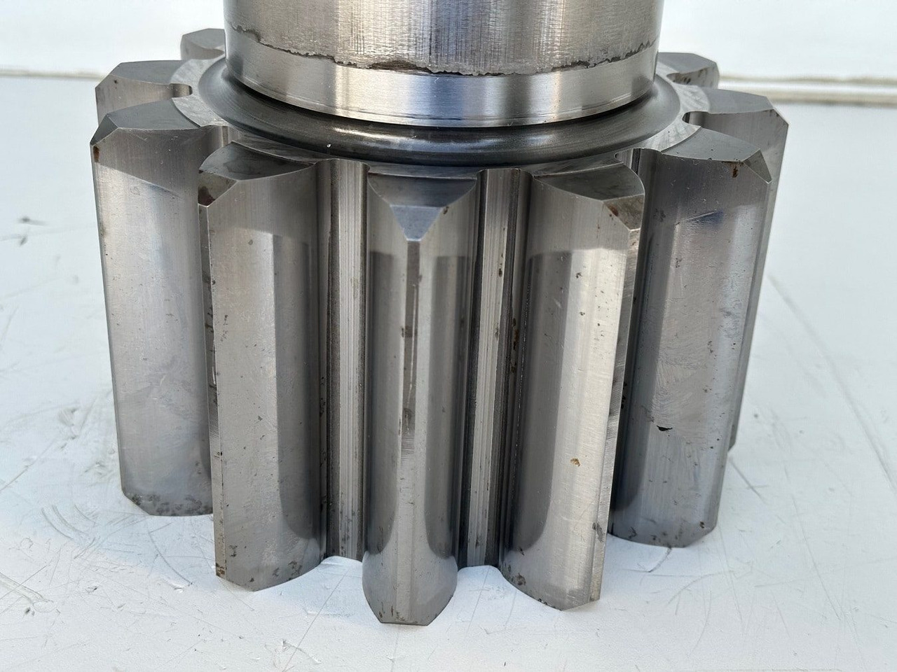 Swing motor for Crawler excavator Liebherr Abtriebswelle ID-Nr.90208977.  SAT325A296.  R934-1550, R938-1650,  R945-1866.   #90208977.12#: picture 9