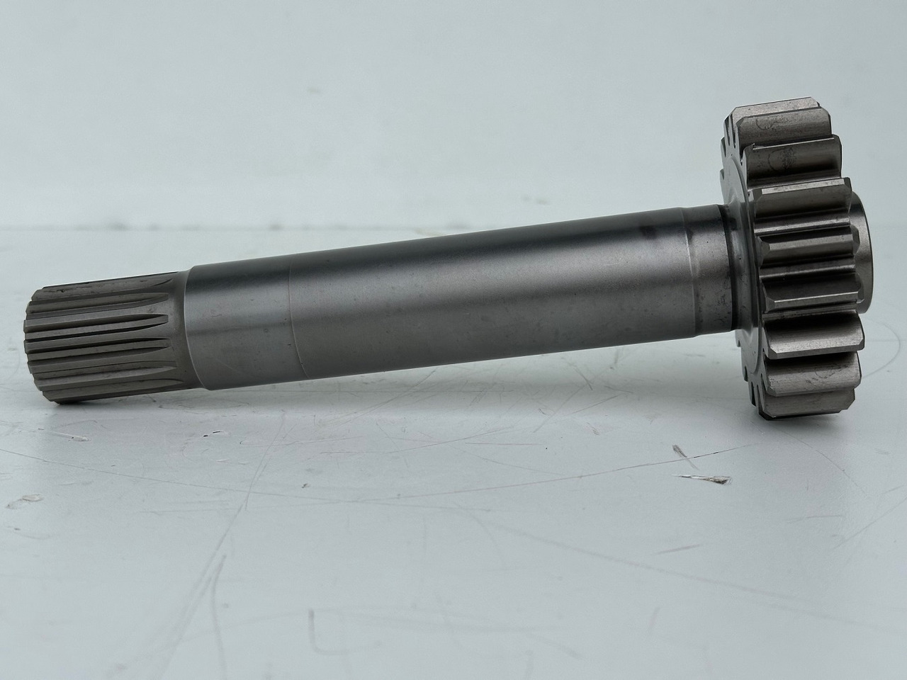 Liebherr Antriebswelle ID-Nr.90214406. FAT400P130. R926-1715, R930-1716, R934-1550, R936 K-LC, R936 K-NLC, R936 K-SLC, R938-1650. #90214406.22.05# - Final drive for Crawler excavator: picture 3 Liebherr Antriebswelle ID-Nr.90214406. FAT400P130. R926-1715, R930-1716, R934-1550, R936 K-LC, R936 K-NLC, R936 K-SLC, R938-1650. #90214406.22.05# - Final drive for Crawler excavator: picture 3