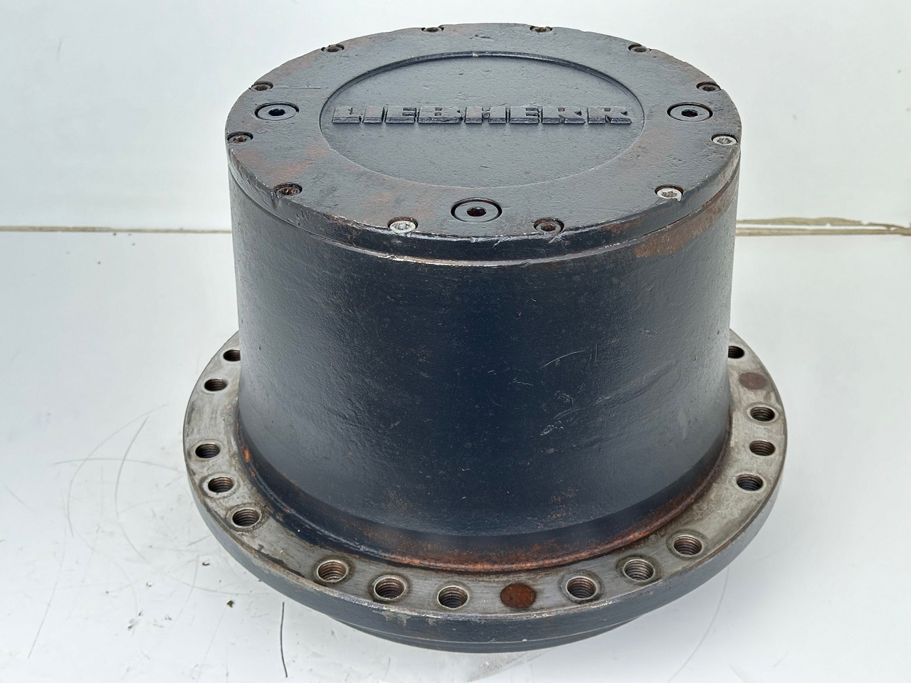 Liebherr Fahrantrieb FAT355P076. ID-Nr.969455101 - ID-Nr.969524001 - ID-Nr.90022900. LO1916, LOS916, R906, R916, R922, R924. #969455101.1649# - Final drive for Construction machinery: picture 4 Liebherr Fahrantrieb FAT355P076. ID-Nr.969455101 - ID-Nr.969524001 - ID-Nr.90022900. LO1916, LOS916, R906, R916, R922, R924. #969455101.1649# - Final drive for Construction machinery: picture 4