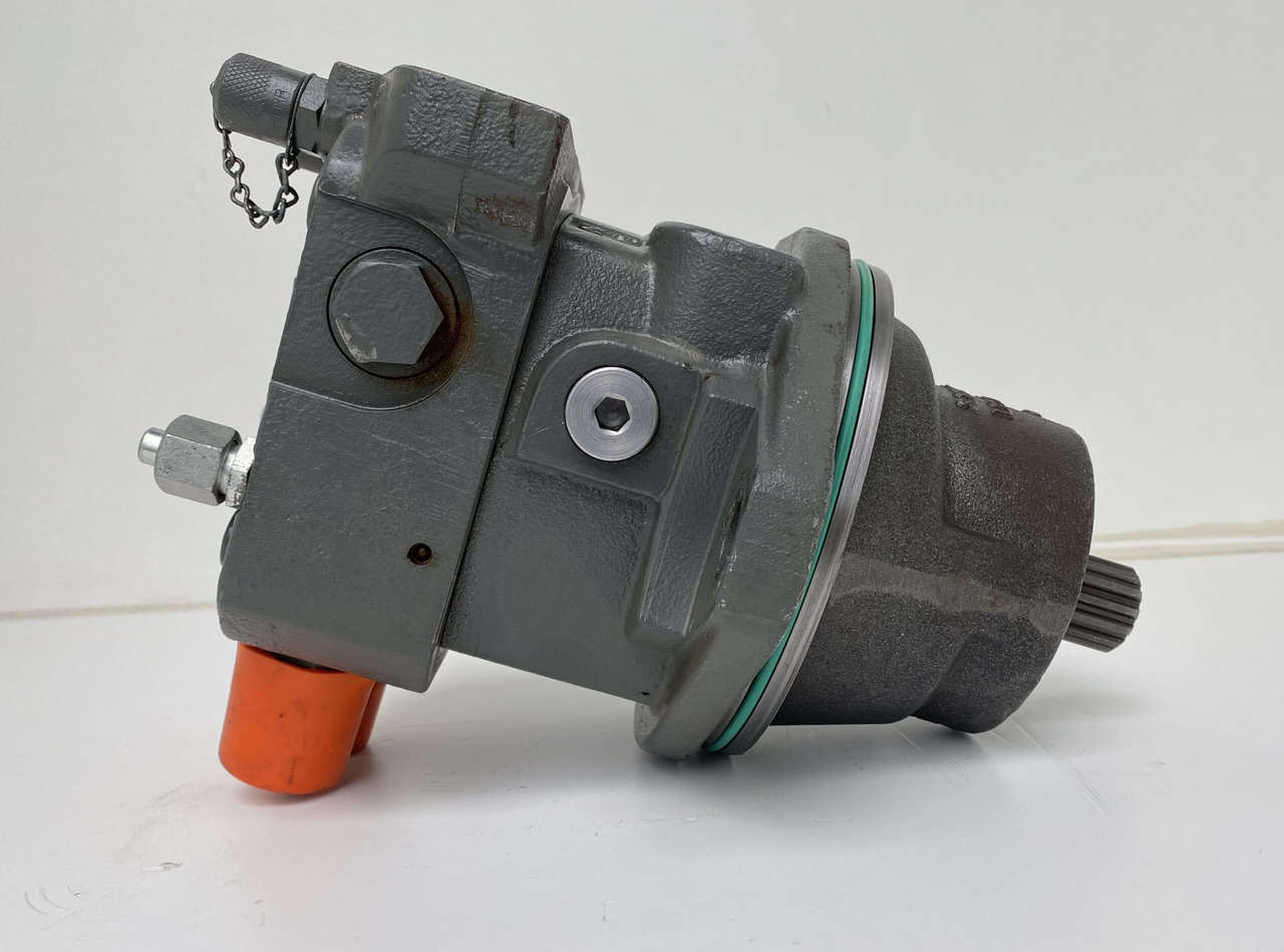 Liebherr Hydraulikeinbaumotor FMF045, ID-Nr.11432813. A913 COMP, A914 COMP, A914, A916 COMP ,A916, A918 COMP, A918, A920, A922 RAIL, A924 RAIL, LH18, R914 COMP, R914, R918, R920 K-LC,R920 K-NLC. #1055 - Swing motor for Construction machinery: picture 3 Liebherr Hydraulikeinbaumotor FMF045, ID-Nr.11432813. A913 COMP, A914 COMP, A914, A916 COMP ,A916, A918 COMP, A918, A920, A922 RAIL, A924 RAIL, LH18, R914 COMP, R914, R918, R920 K-LC,R920 K-NLC. #1055 - Swing motor for Construction machinery: picture 3