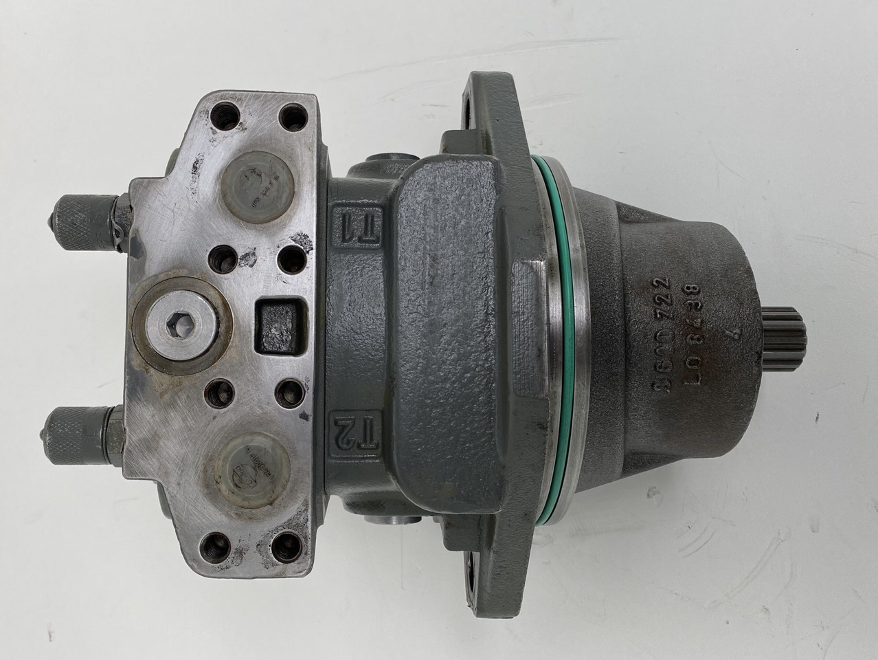 Liebherr Hydraulikeinbaumotor FMF045, ID-Nr.11432813. A913 COMP, A914 COMP, A914, A916 COMP ,A916, A918 COMP, A918, A920, A922 RAIL, A924 RAIL, LH18, R914 COMP, R914, R918, R920 K-LC,R920 K-NLC. #1055 - Swing motor for Construction machinery: picture 5 Liebherr Hydraulikeinbaumotor FMF045, ID-Nr.11432813. A913 COMP, A914 COMP, A914, A916 COMP ,A916, A918 COMP, A918, A920, A922 RAIL, A924 RAIL, LH18, R914 COMP, R914, R918, R920 K-LC,R920 K-NLC. #1055 - Swing motor for Construction machinery: picture 5
