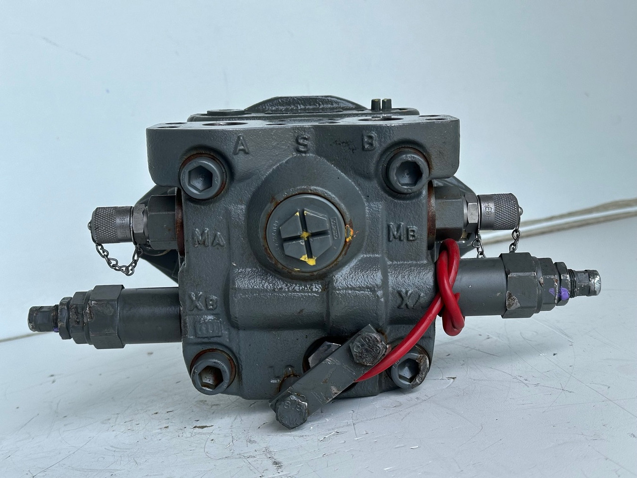New Hydraulic motor for Excavator Liebherr Hydraulikeinbaumotor Typ:FMF058,  ID-Nr.10122576 - ID-Nr.10145827 - ID-Nr.11371069. LOS1906, P924 COMP , R906, R906 PROTO, R916, R922, R924, R924 COMP, R926 COMP, R926 K LC. #39780#: picture 6