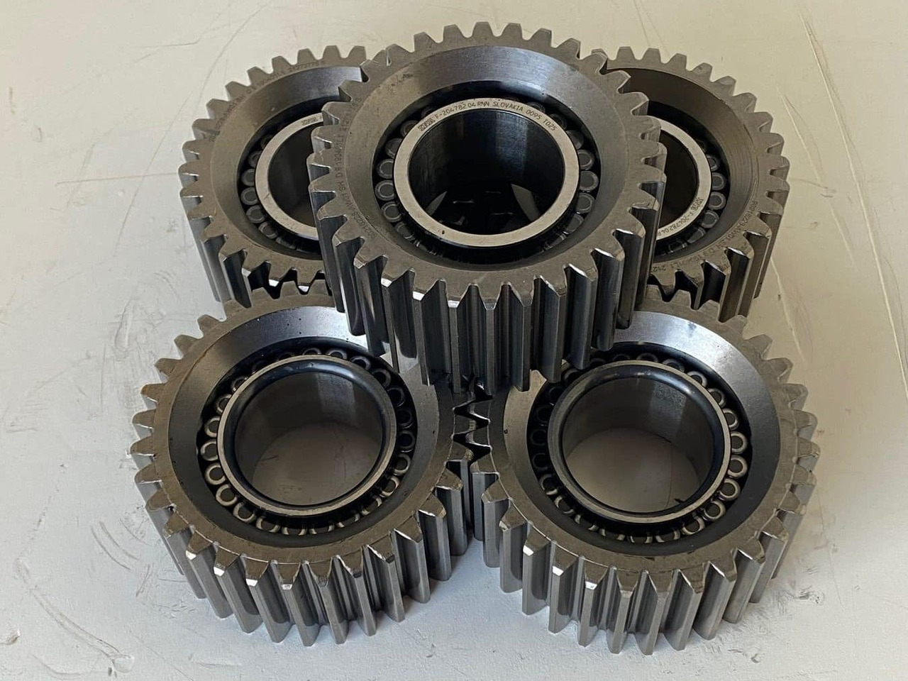 Liebherr Planetenrad ID-Nr.90216227. SAT300A1200. R926-1715 - R928-1715 - R930-1716. - Gearbox for Construction machinery: picture 3 Liebherr Planetenrad ID-Nr.90216227. SAT300A1200. R926-1715 - R928-1715 - R930-1716. - Gearbox for Construction machinery: picture 3