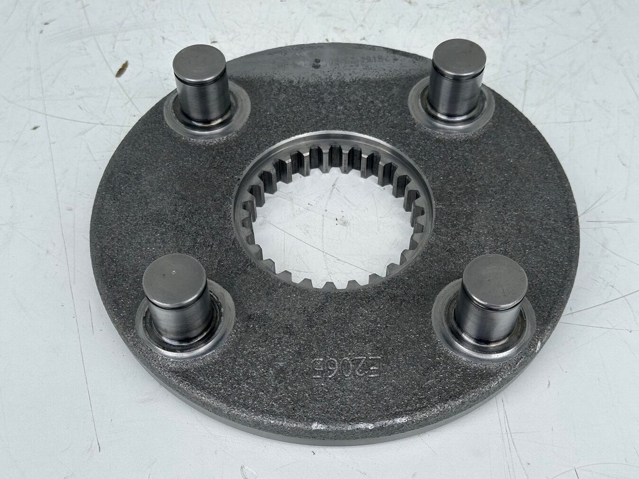 Liebherr Planetenträger ID-Nr.90214403. SAT275A290. R922 LC-1486. R924 LC-1487. #90214403.E2.1918# - Swing motor for Construction machinery: picture 1 Liebherr Planetenträger ID-Nr.90214403. SAT275A290. R922 LC-1486. R924 LC-1487. #90214403.E2.1918# - Swing motor for Construction machinery: picture 1